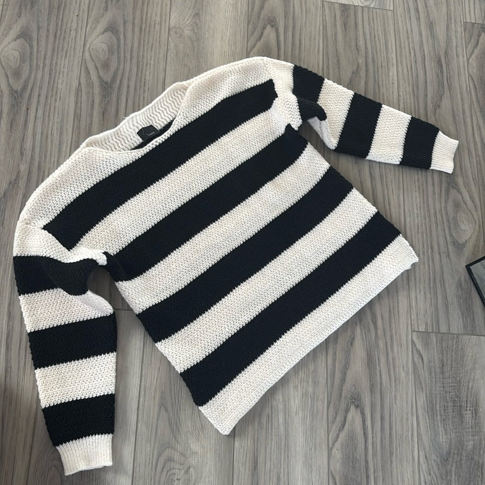 Lumiere Boutique Sweater